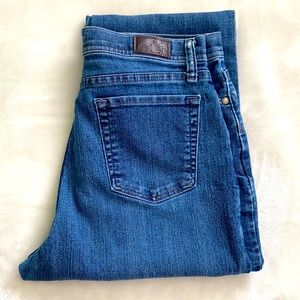 🍀Last Chance🍀Women’s Lee Classic Fit Jeans